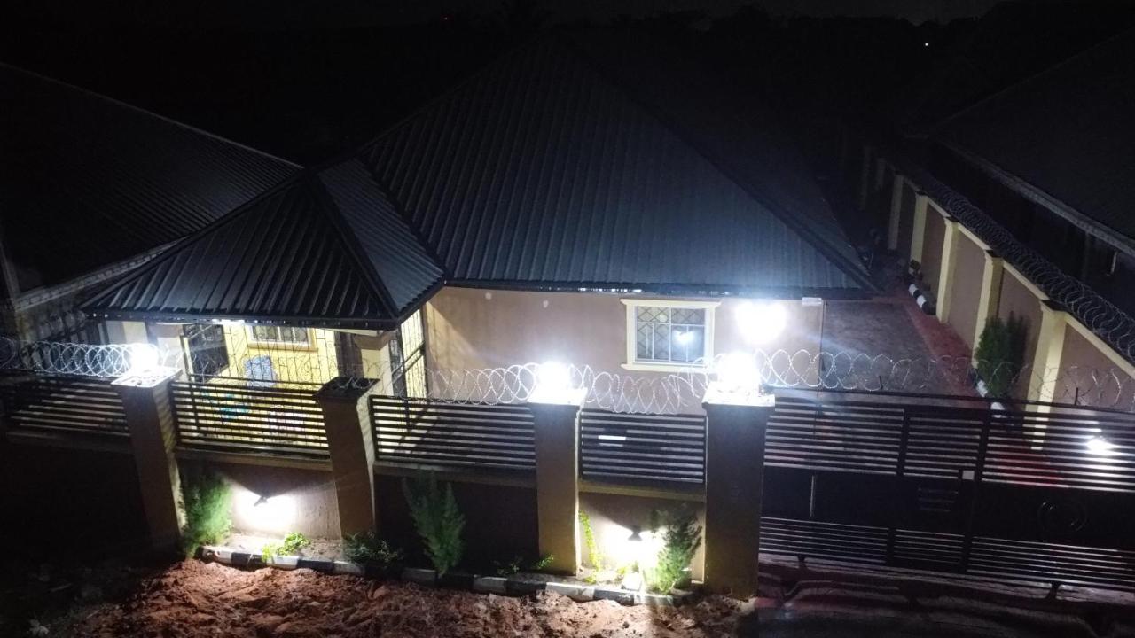 Living Green Apartments Airport Pick Up Benin-Stadt Exterior foto