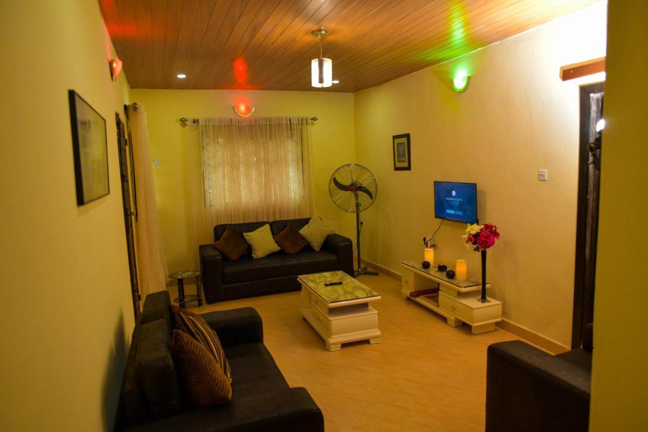 Living Green Apartments Airport Pick Up Benin-Stadt Exterior foto