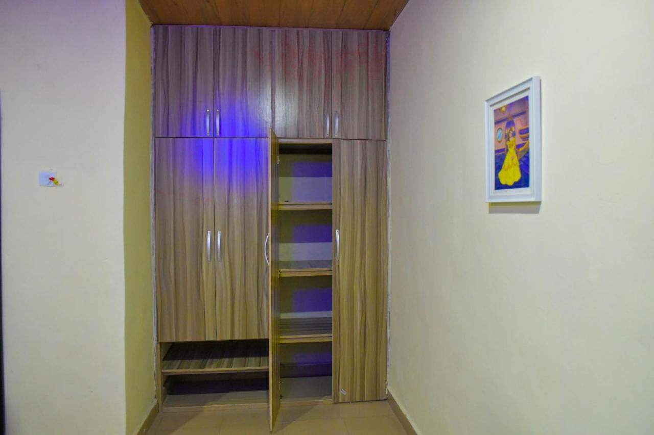 Living Green Apartments Airport Pick Up Benin-Stadt Exterior foto