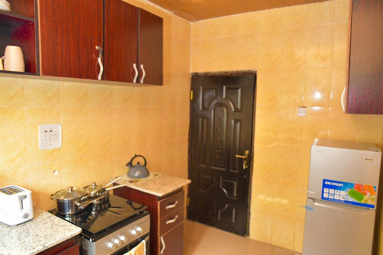 Living Green Apartments Airport Pick Up Benin-Stadt Exterior foto
